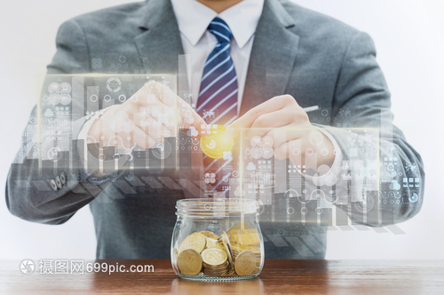 金融业应用人工智能应关注效率提升与风险加剧双重效应